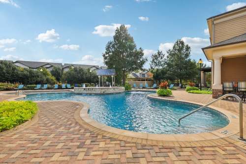 S Bed Las Brisas Apartment Homes 72